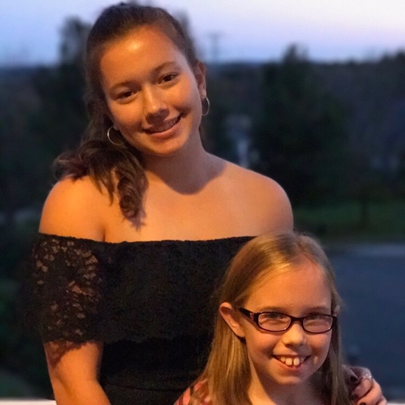 Meet your Posher, Jenni - Picture 3 of 5